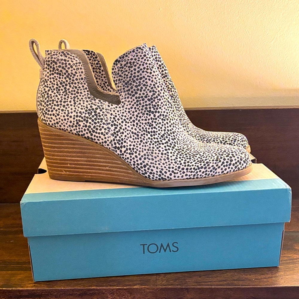 TOMS Speckled Ankle Booties with Wedge Heel